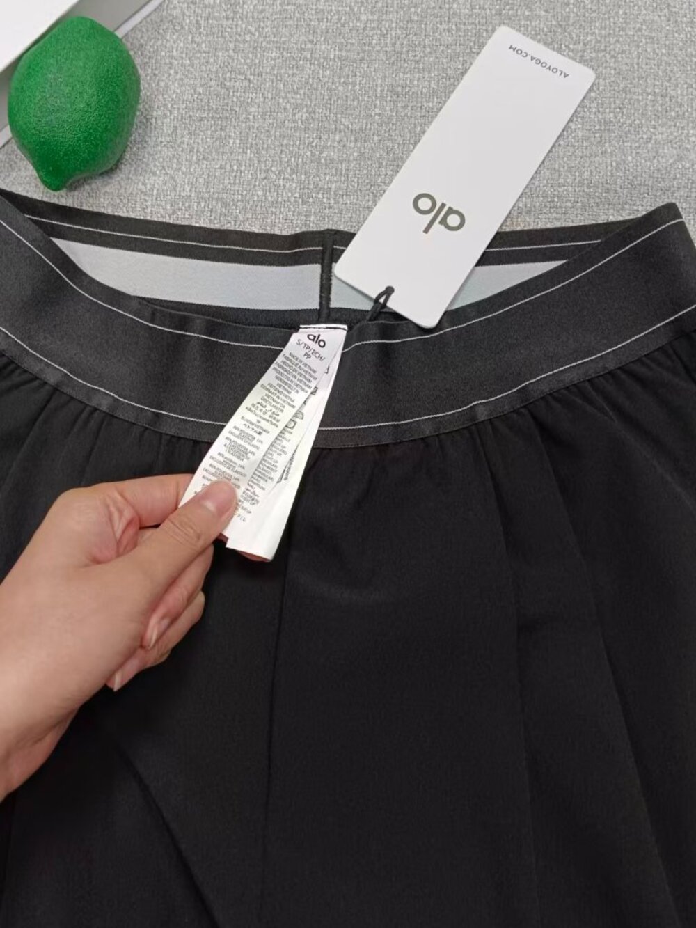 NWT Black🏂ALO Yoga Suit Up Wide Leg Trouser/Slimming Fit🖤Chic&Versatile/Luxe - Picture 4 of 9